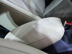 2015款 1.5L 自动 时尚型