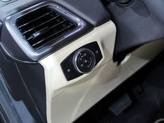 2015款 1.5L 自动 时尚型