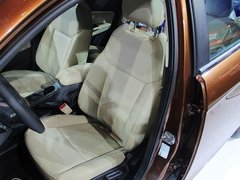 2015款 1.5L 自动 时尚型