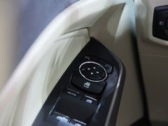 2015款 1.5L 自动 时尚型