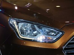 2015款 1.5L 自动 时尚型