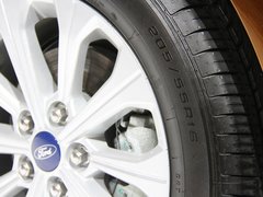 2015款 1.5L 自动 时尚型