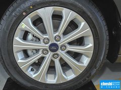 2015款 1.5L 自动 时尚型