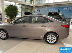 2015款 1.5L 自动 时尚型