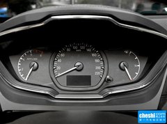 2015款 1.5L 自动 时尚型