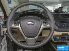 2015款 1.5L 自动 时尚型