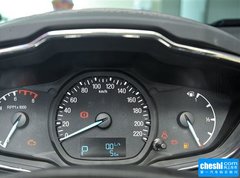 2015款 1.5L 自动 时尚型