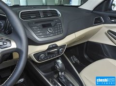 2015款 1.5L 自动 时尚型