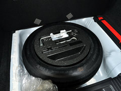2015款 1.8L CVT 四驱旗舰型 5座