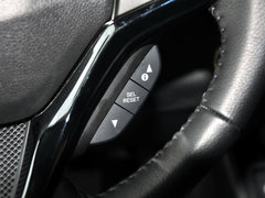 2015款 1.8L CVT 四驱旗舰型 5座