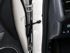 2015款 1.8L CVT 四驱旗舰型 5座