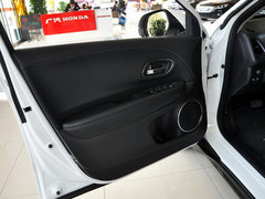 2015款 1.8L CVT 四驱旗舰型 5座