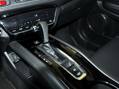 2015款 1.8L CVT 四驱旗舰型 5座
