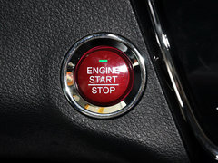 2015款 1.8L CVT 四驱旗舰型 5座