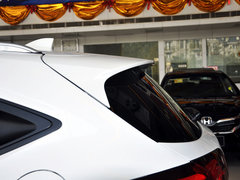 2015款 1.8L CVT 四驱旗舰型 5座
