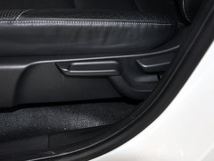 2015款 1.8L CVT 四驱旗舰型 5座