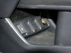 2015款 1.8L CVT 四驱旗舰型 5座
