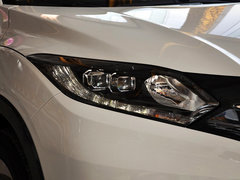 2015款 1.8L CVT 四驱旗舰型 5座