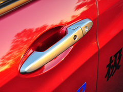 2015款 1.8L CVT 四驱旗舰型 5座