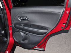 2015款 1.8L CVT 四驱旗舰型 5座