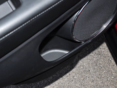 2015款 1.8L CVT 四驱旗舰型 5座