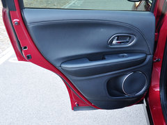 2015款 1.8L CVT 四驱旗舰型 5座