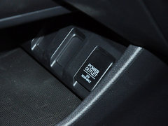 2015款 1.8L CVT 四驱旗舰型 5座