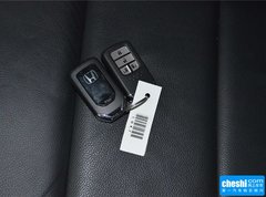 2015款 1.8L CVT 四驱旗舰型 5座