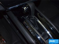 2015款 1.8L CVT 四驱旗舰型 5座