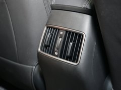 2015款 2.0L 自动 四驱尊贵型 GLX 5座