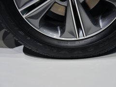 2015款 2.0L 自动 四驱尊贵型 GLX 5座