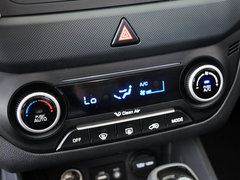 2015款 1.6L 自动 两驱尊贵型 DLX 5座