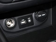 2015款 1.6L 自动 两驱尊贵型 DLX 5座