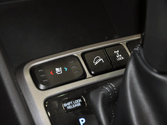 2015款 2.0L 自动 四驱尊贵型 GLX 5座