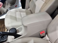2014款 1.6L CVT 尊尚版 5座
