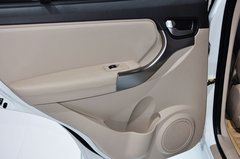 2014款 1.6L CVT 尊尚版 5座