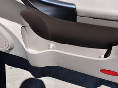 2014款 1.6L CVT 尊尚版 5座