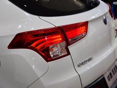 2014款 1.5T 自动 汽油 两驱尊贵版