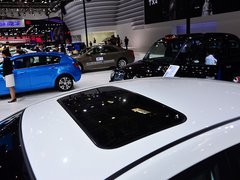 2014款 三厢 1.3T CVT 尊贵型