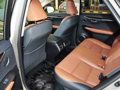 2015款 300h 锋芒版 全驱 5座