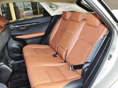 2015款 300h 锋芒版 全驱 5座
