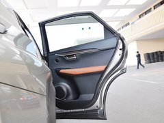 2015款 300h 锋芒版 全驱 5座
