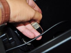 2015款 300h 锋芒版 全驱 5座