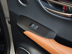 2015款 300h 锋芒版 全驱 5座