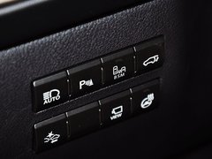 2015款 300h 锋芒版 全驱 5座