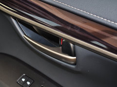 2015款 300h 锋芒版 全驱 5座