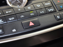 2015款 300h 锋芒版 全驱 5座