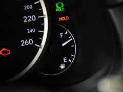 雷克萨斯NX 2015款 300h 锋芒版 全驱 5座