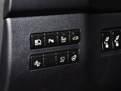 雷克萨斯NX 2015款 300h 锋芒版 全驱 5座