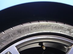 2014款 3.0T 四门轿跑车